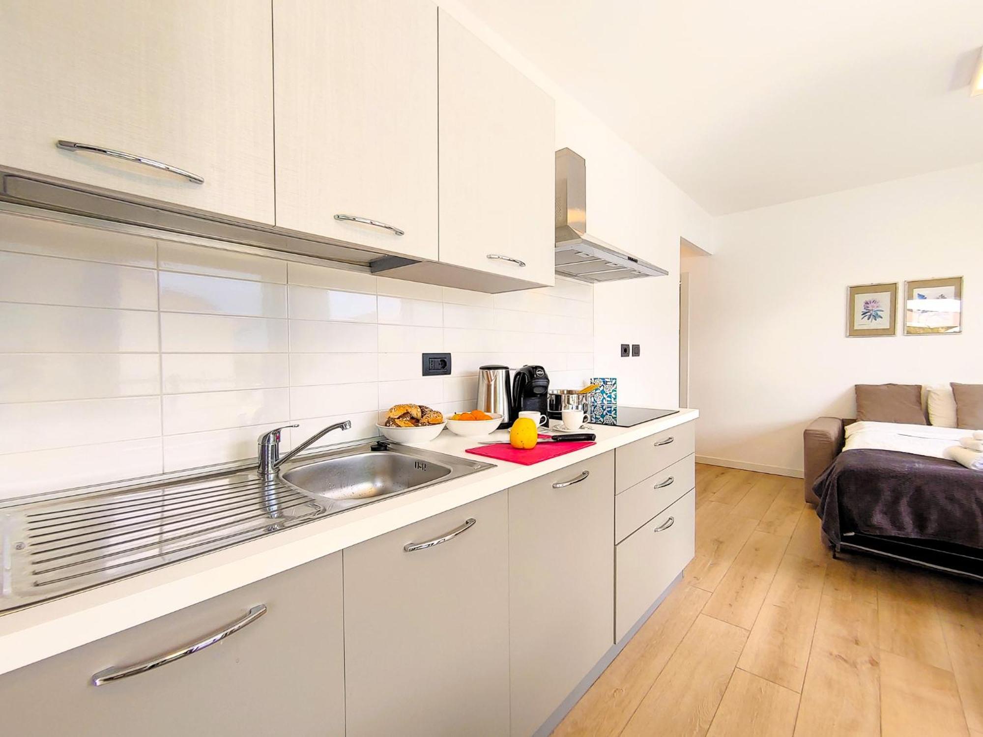 Dascio Emotion Ferienwohnung Mit Terrasse Am See Εξωτερικό φωτογραφία