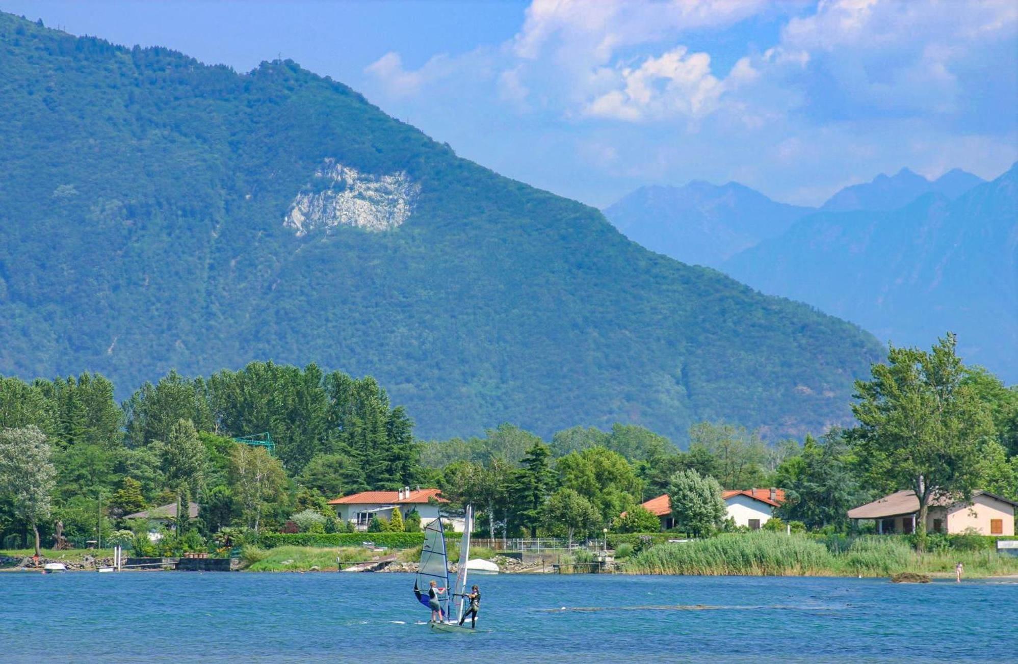 Dascio Emotion Ferienwohnung Mit Terrasse Am See Εξωτερικό φωτογραφία
