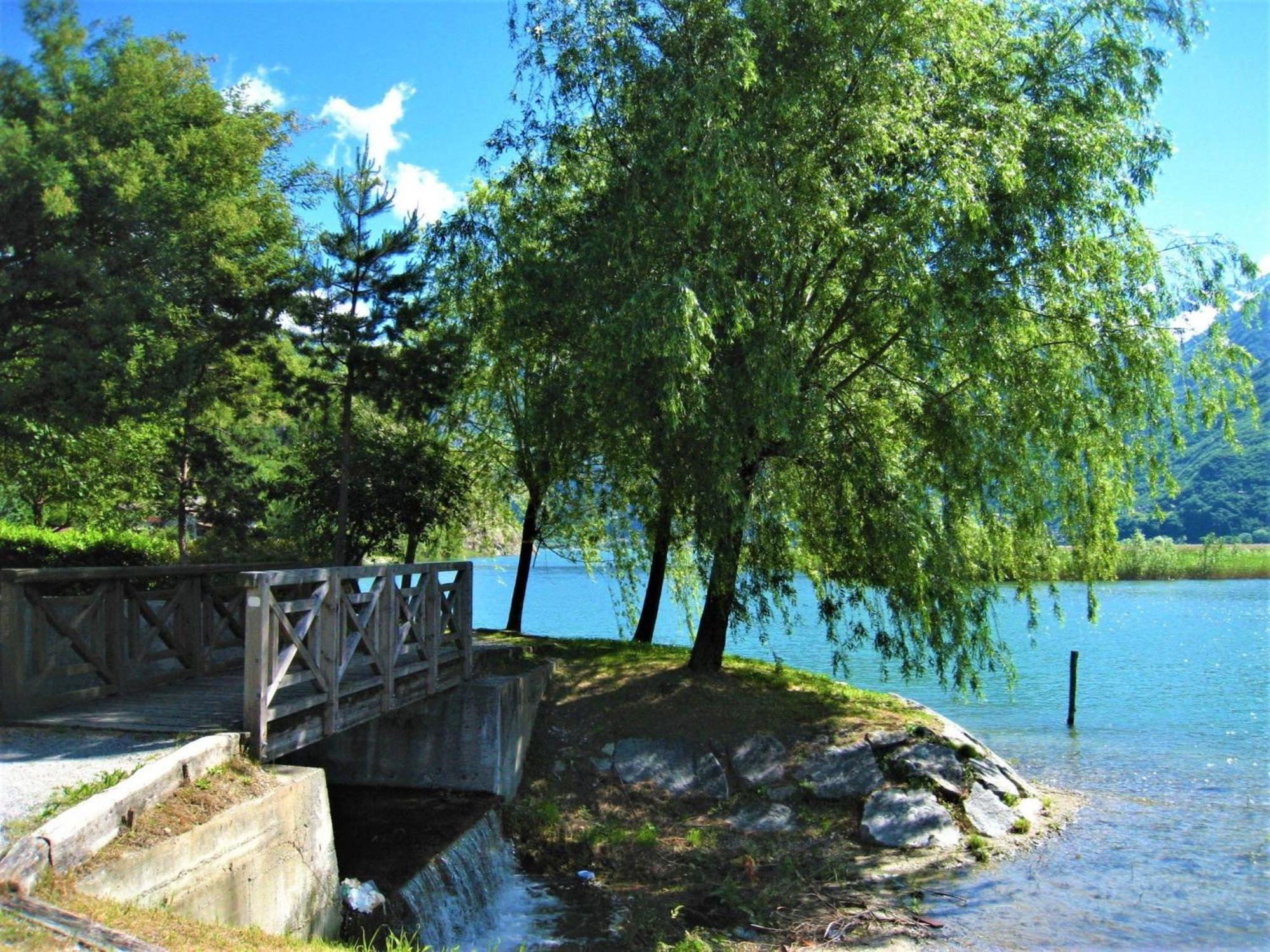 Dascio Emotion Ferienwohnung Mit Terrasse Am See Εξωτερικό φωτογραφία